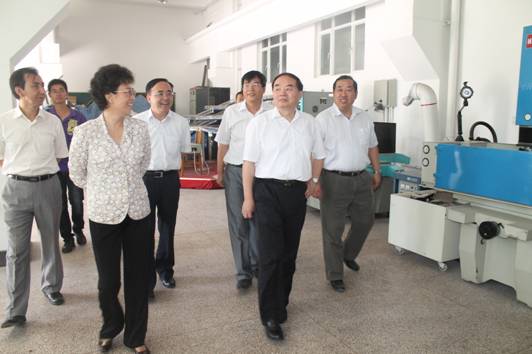 ͼ101���ܼ�Ժʿ�ι����ֻ���������칤�̼����о�����